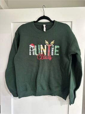 Rustic United “Auntie Claus” Crewneck Sweatshirt